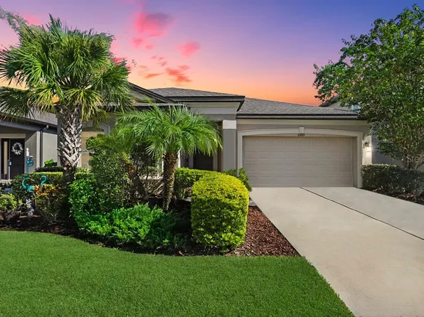 6489 Dutton Dr, Wesley Chapel, FL 33545