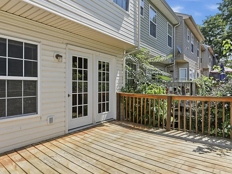 10 Crabapple Ct — Photo 29