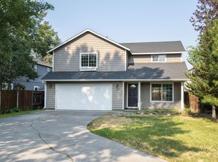117 N Dark Horse Ln, Sisters, OR 97759