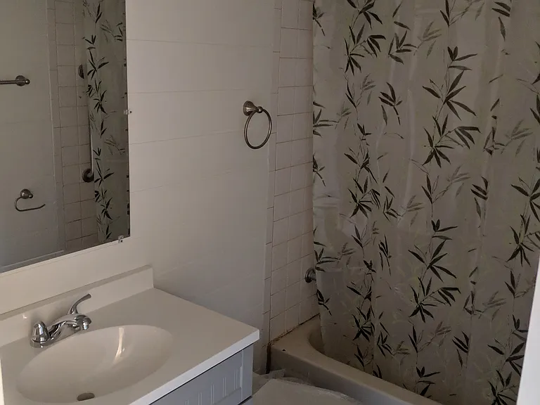 1390 Pleasant Valley Ln — Photo 9