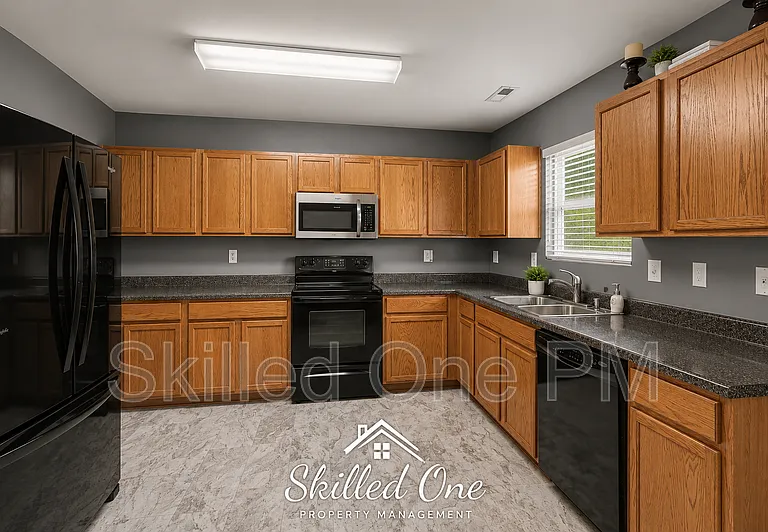 3914 Jack Pine Ct — Photo 6