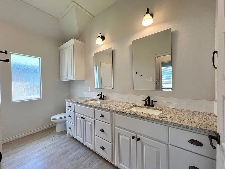 12308 Kenosha Ave — Photo 26