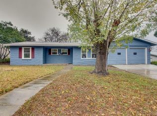 326 Stockton Dr, San Antonio, TX 78216