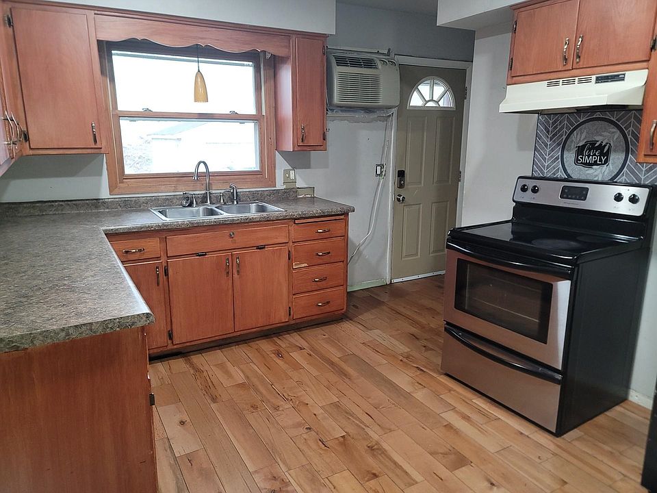 2nd image of 3509 Marcy Rd #A