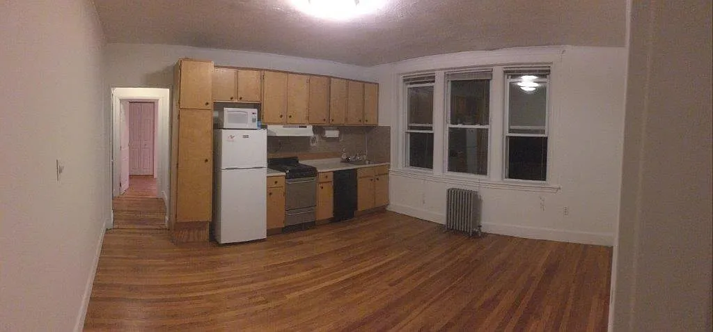 45 Ashford St — Photo 2