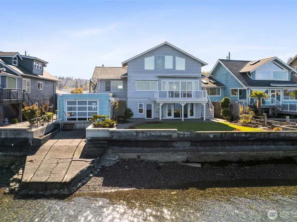 1834 Day Island Blvd W, University Place, WA 98466