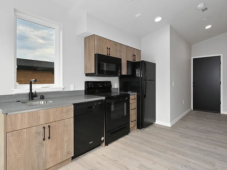 Clara Apartments — Photo 106