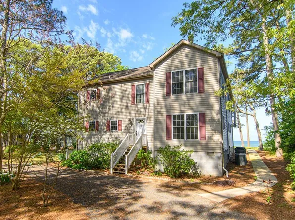 14284 Hungars Beach Rd, Machipongo, VA 23310