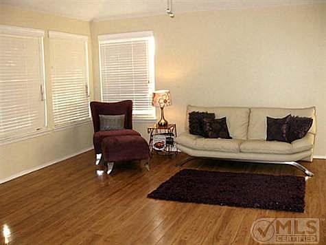 3rd image of 4429 Stepping Stone Dr