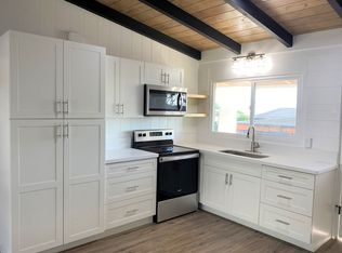 1831A Makuakane St, Honolulu, HI 96817