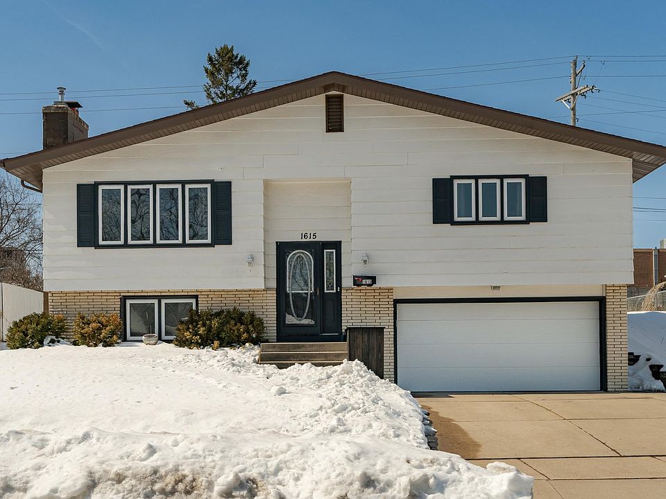 1st image of 1615 16th Ave NW