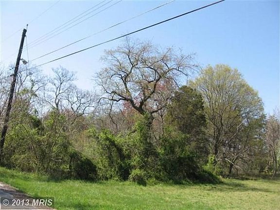3rd image of Tilghman Ln