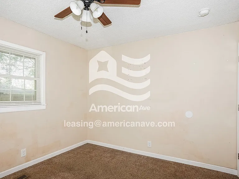 23323_011_bedroom_12799154.jpg