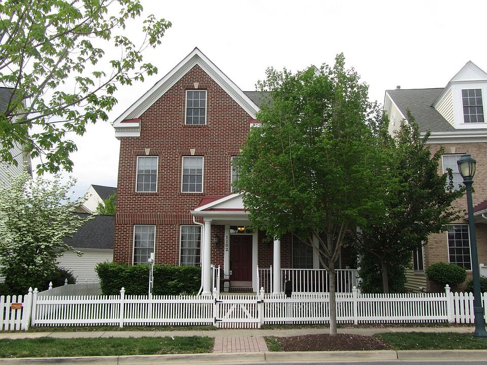 1st image of 1102 Pleasant Cir