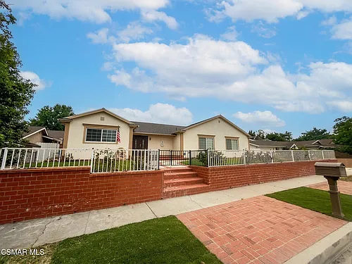 10111 Oak Park Ave Photo 1