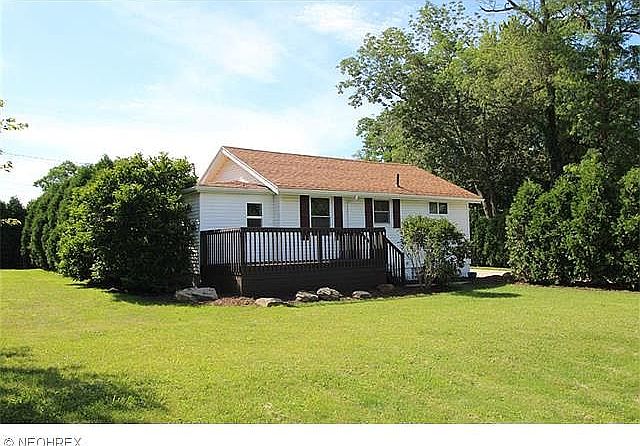 1st image of 52 Castle Dr