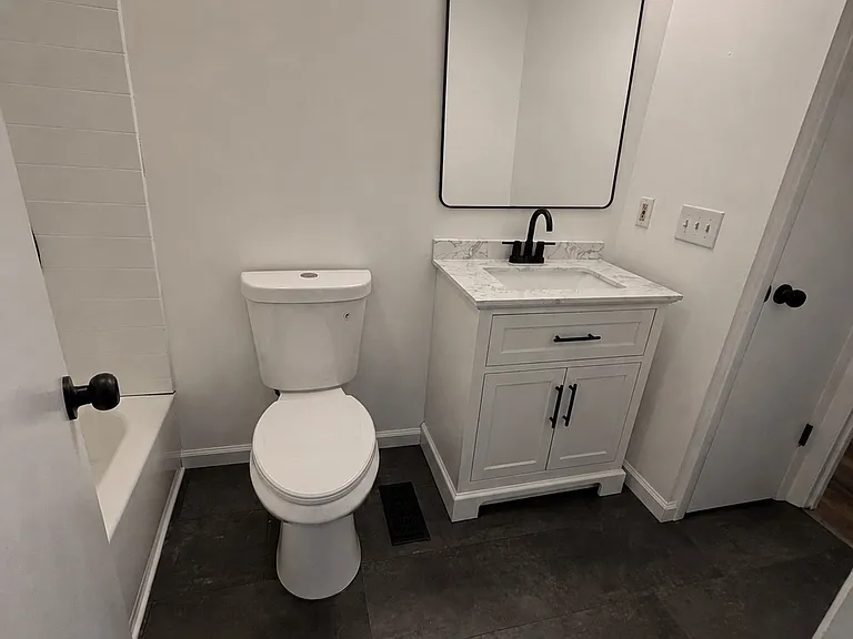 3433 Ipswich Ln — Photo 10