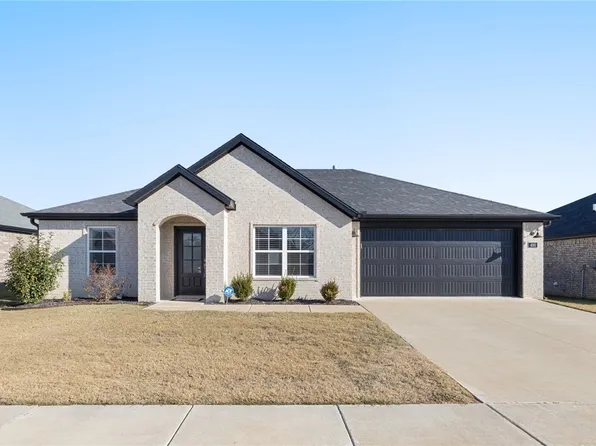 490 Brinley St, Springdale, AR 72762