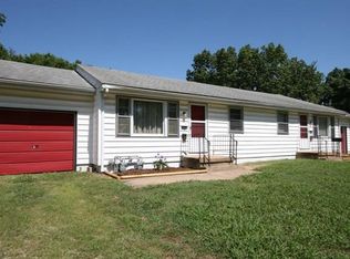 909 Prairie Ave, Belleville, IL