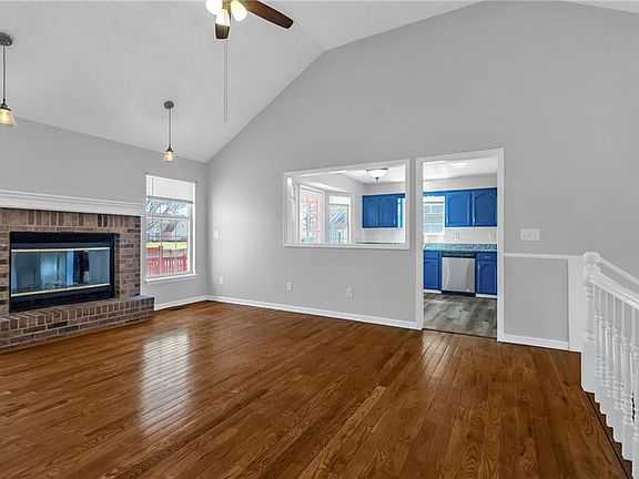 5th image of 407 Woodson Ln