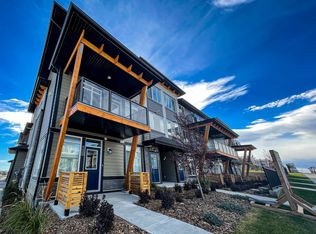 14545 1st St NW, Calgary, AB T3P1T1