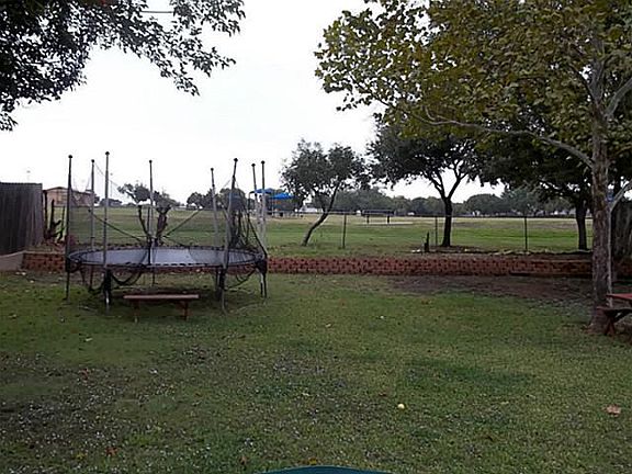 3rd image of 7920 Sunrise Dr