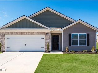 83 Erie Ave, Byhalia, MS 38611