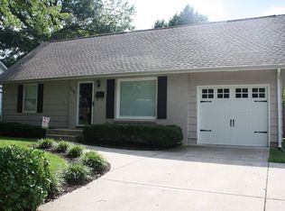 7606 Lowell Ave, Overland Park, KS 66204