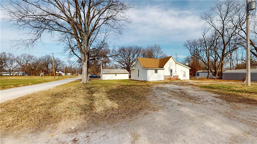 400 E Cherry St, Rich Hill, MO 64779 MLS 2466340 Zillow