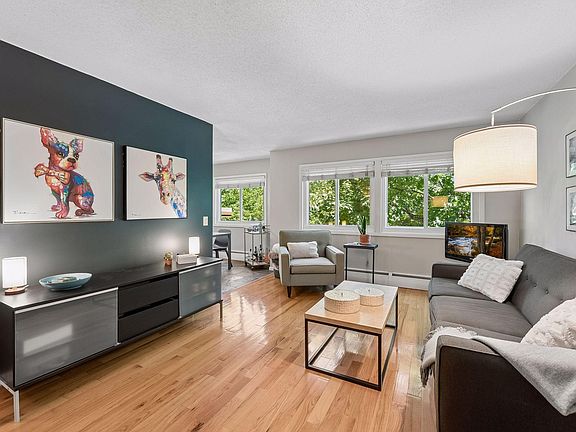5th image of 3446 Pleasant Ave APT 5