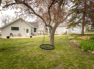 524 E Lake Cowdry Rd NW, Alexandria, MN 56308