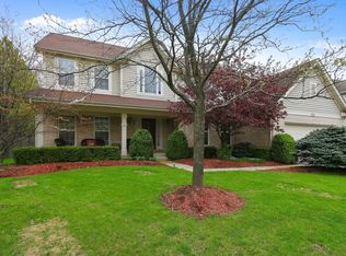 573 Prescott Ln, Gurnee, IL 60031