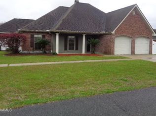 748 N Belle Cir, Breaux Bridge, LA 70517