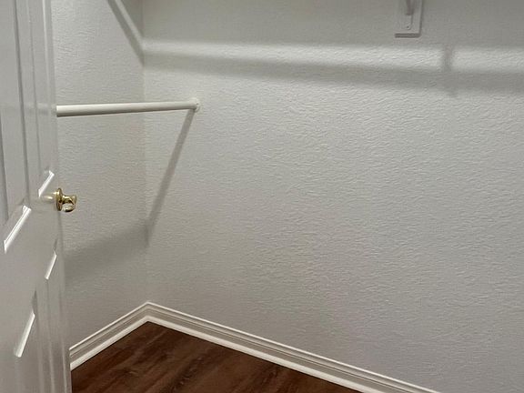 4th image of 9155 Cedros Ave Unit 14