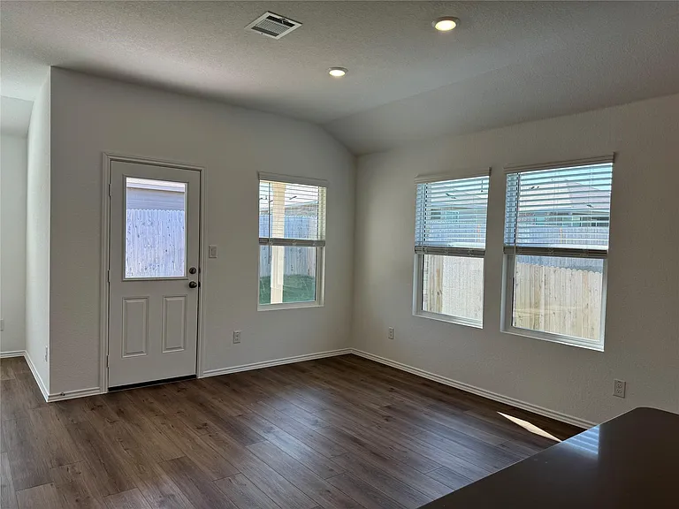 168 Mayacama Loop — Photo 6