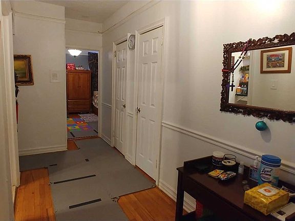 4th image of 167-10 Crocheron Ave #2D