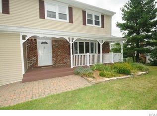 8 Havencrest Dr, Thiells, NY 10984
