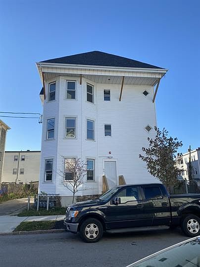 1st image of 86 Beetle St #15867870