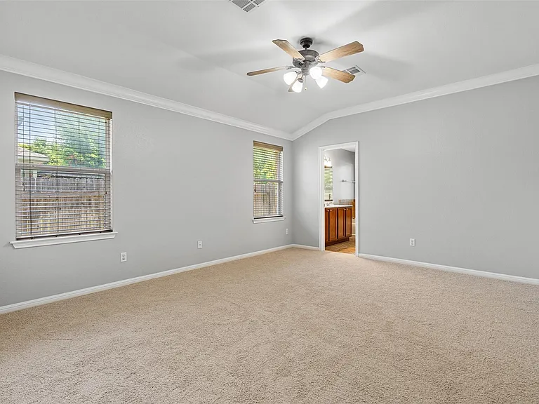 2505 Rusk Ct — Photo 20