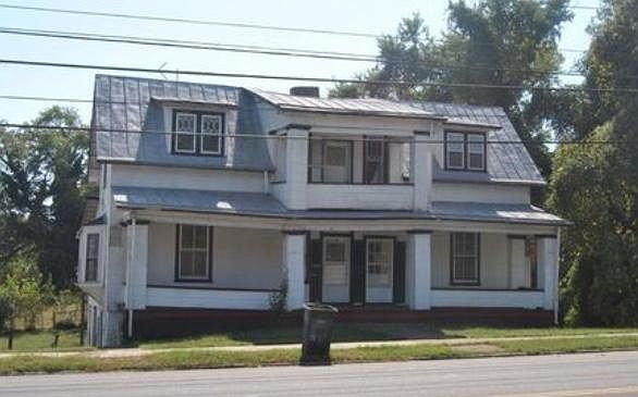 1st image of 2212 Memorial Ave #1
