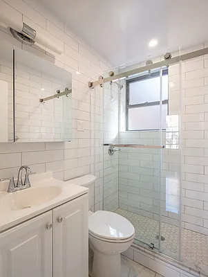 Rented by City Connections Realty | media 25