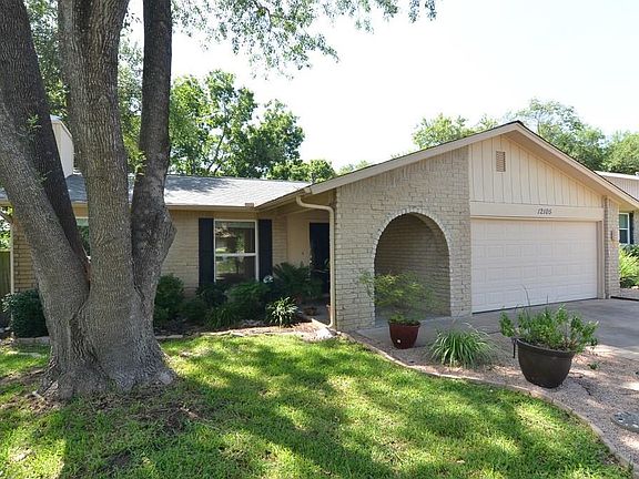 3rd image of 12105 Acorn Creek Trl