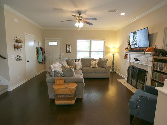 5th image of 1018 Spartacus Dr