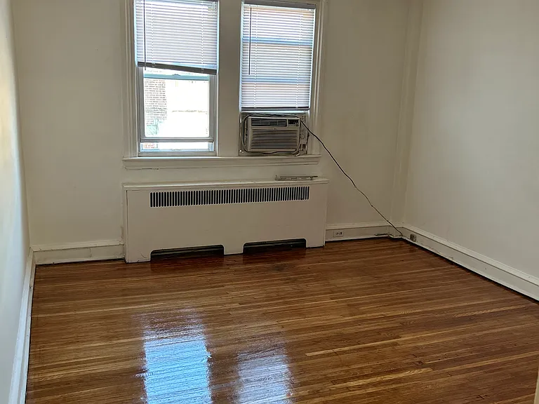 3427 Sheffield Ave #2 — Photo 11