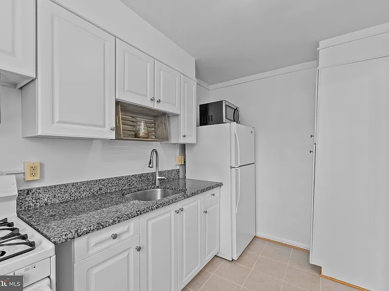 1803 Belle View Blvd #A1 — Photo 11