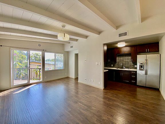 2nd image of 1820 N La Brea Ave APT 9