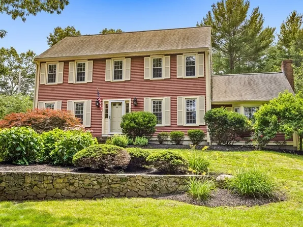 369 Grove St, Norwell, MA 02061