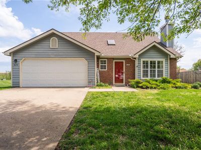 620 Durham Ct, Lawrence, KS, 66049