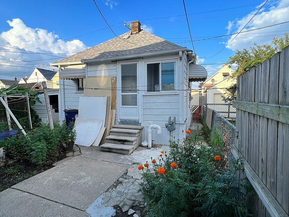 1st image of 11418 Sobieski St #C