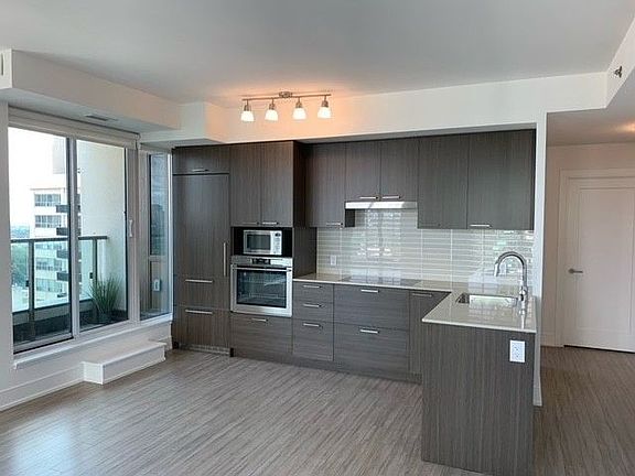 5th image of 310 Tweedsmuir Ave #2203